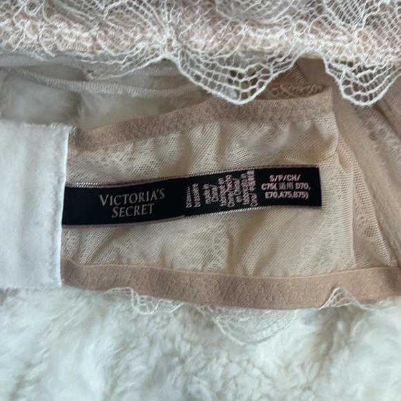 Victoria’s Secret Bralette - Picture 5 of 6